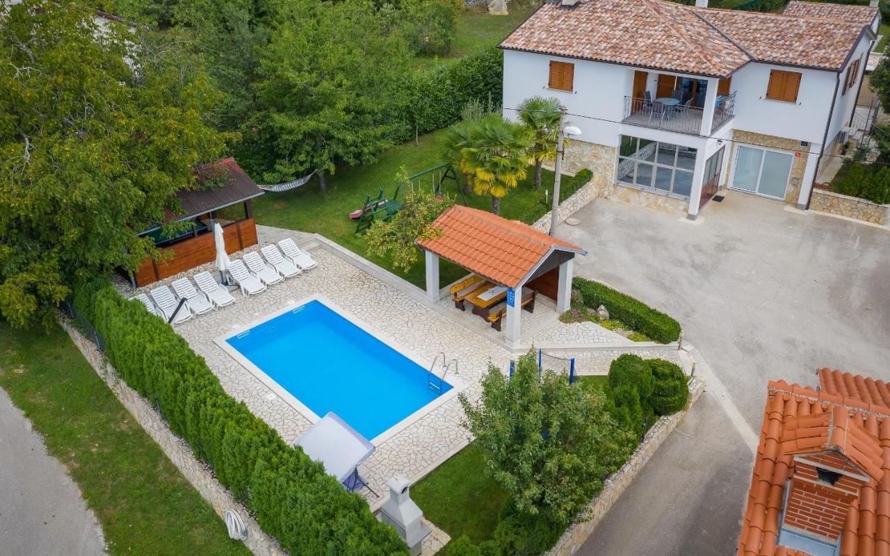 House Semy With Private Pool Villa Pazin Luaran gambar