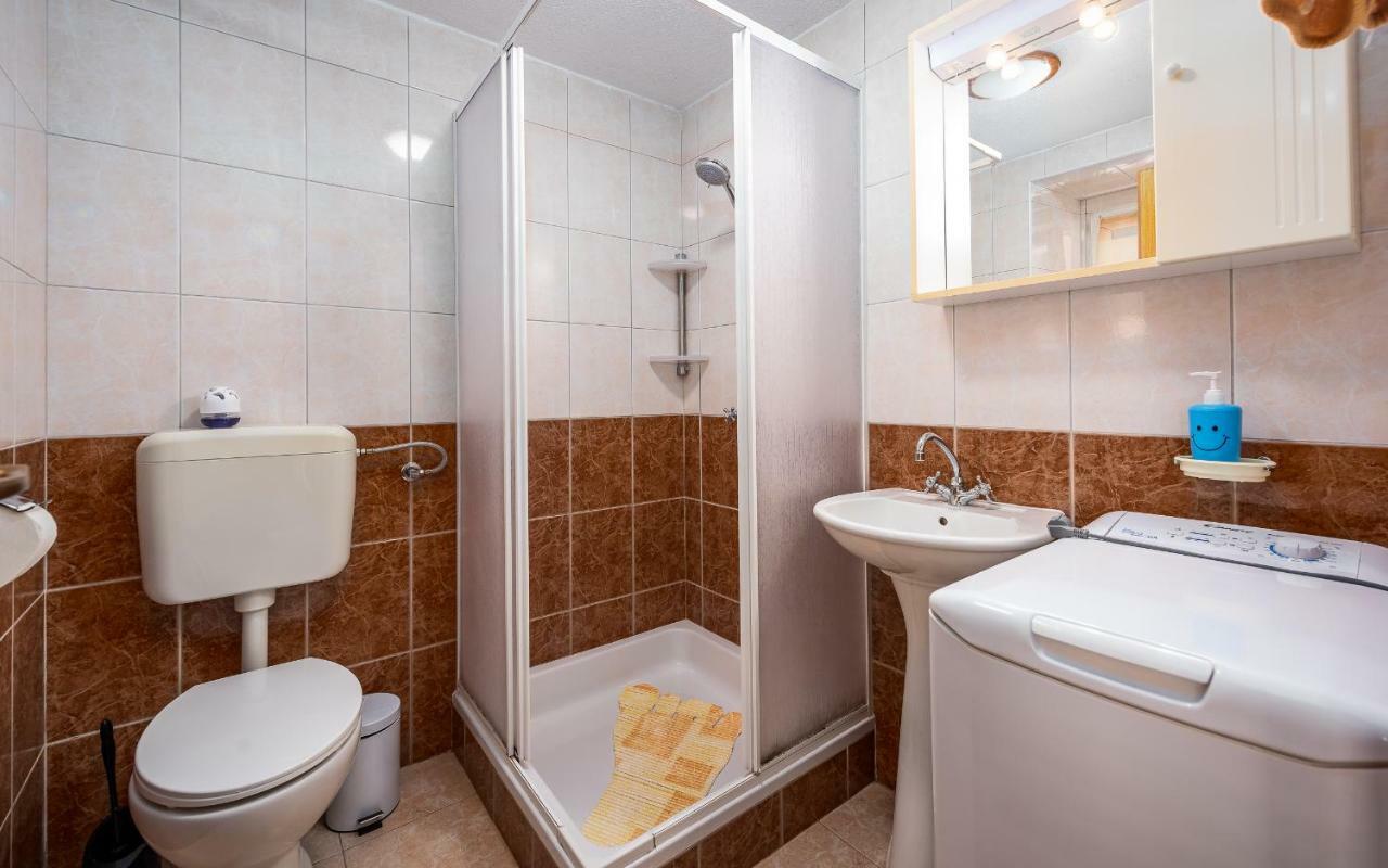 House Semy With Private Pool Villa Pazin Luaran gambar